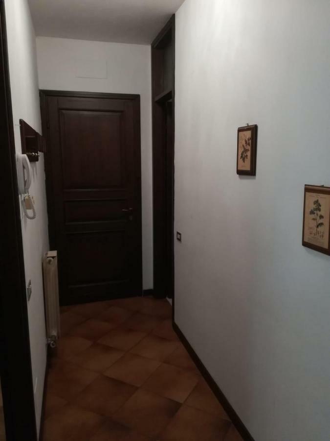 شقة Valsassina Rent Introbio المظهر الخارجي الصورة